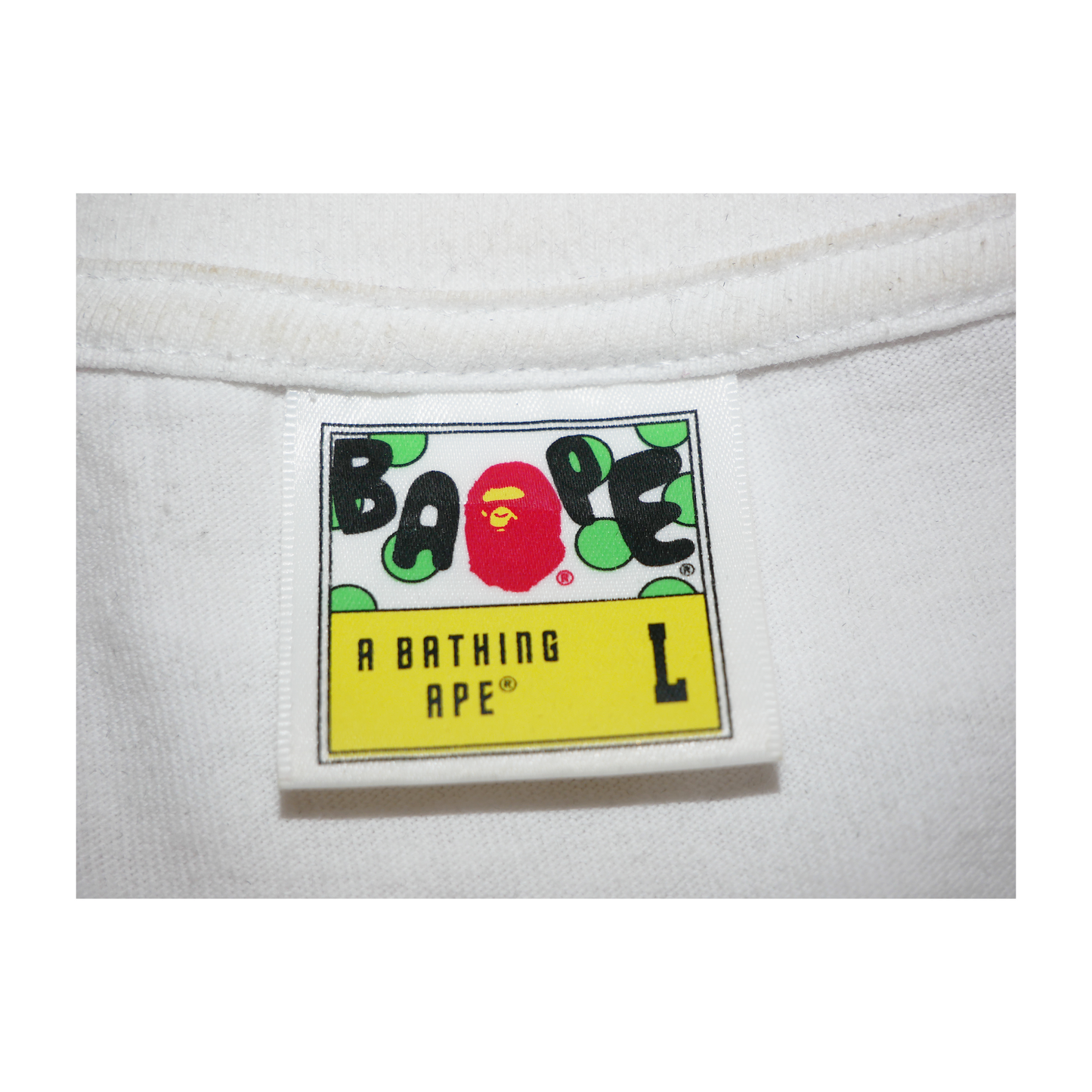 T- SHIRT - BAPE